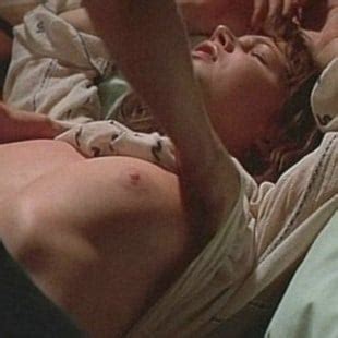 Michelle Williams First Ever Nude Scene In If These Walls Could Talk
