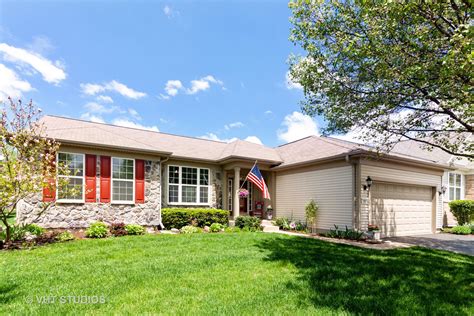 View photos, pricing information, and listing details of 98 homes with 2 bedrooms. 2 bedroom Homes For Sale in Elgin, Illinois | Elgin MLS ...