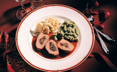 Gefüllte Kalbssteaks mit Portwein- Sauce Rezept GUSTO AT