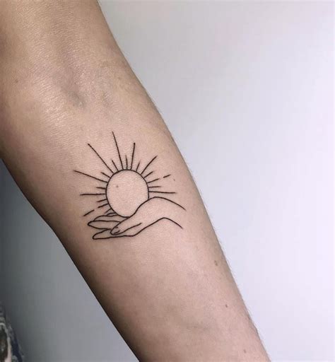 Littletattoos On Instagram Sun Tattoos Hand Tattoos Sun Tattoo Small