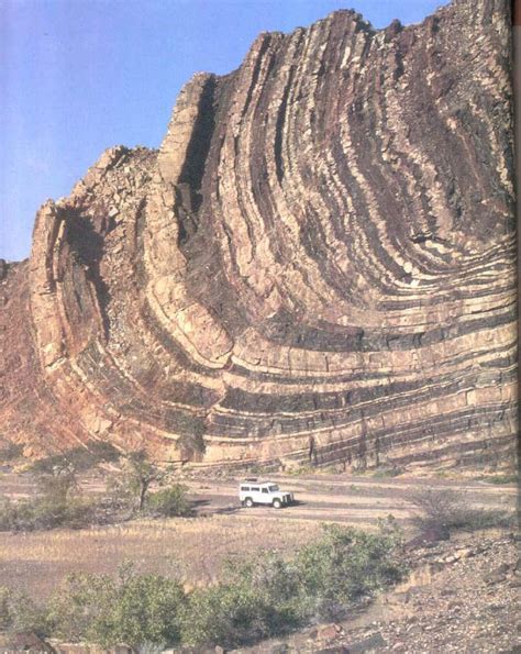 Plate Tectonic Folds In The Lower Ugab Valley Rlandrover