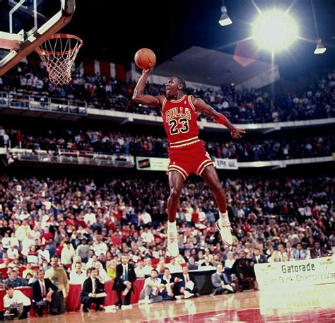 Michael Jordan Wallpapers Free Throw Dunk Wallpaper Cave
