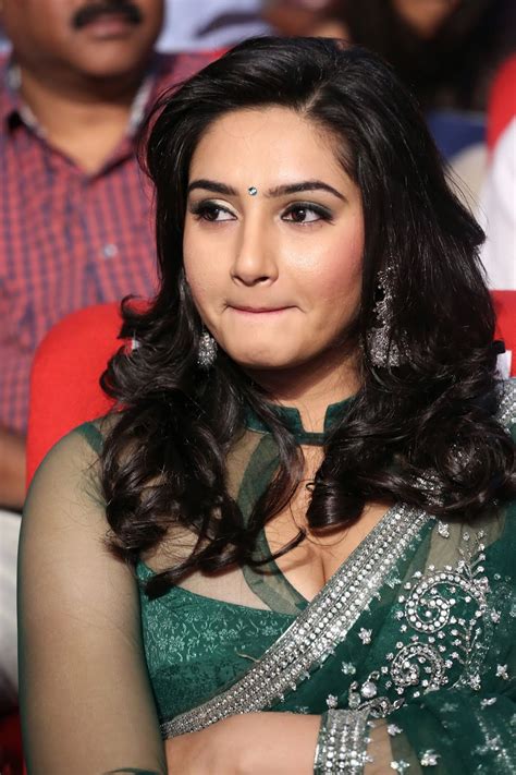 Beauty Galore Hd Ragini Dwivedi In Silky Green Saree Looking Hot And Stunnng