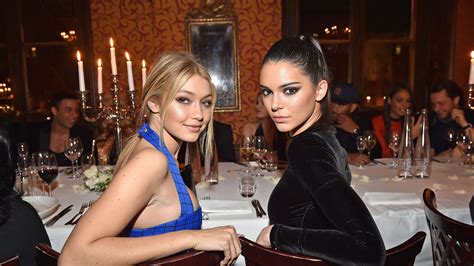 Celebrity Best Friends Gigi Hadid And Kendall Jenner Amy Poehler And Tina Fey And More Glamour