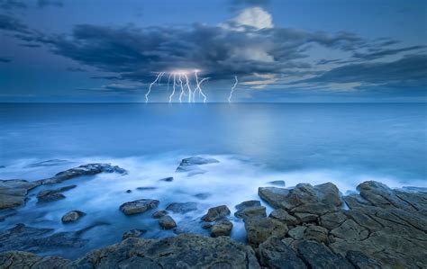 Storm Wallpapers Top Free Storm Backgrounds Wallpaperaccess