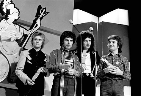 Freddie Mercury Queen Maladie Biographie Du Leader Du Groupe Mythique