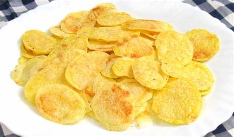 Puedes dejar un comentario, compartir la receta o puntuarla. Patatas chips, como las de bolsa, hechas por ti mismo en ...