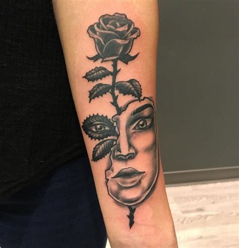 Actualizado 35 Beautiful Black Rose Tattoo Designs Agosto 2020 Alai
