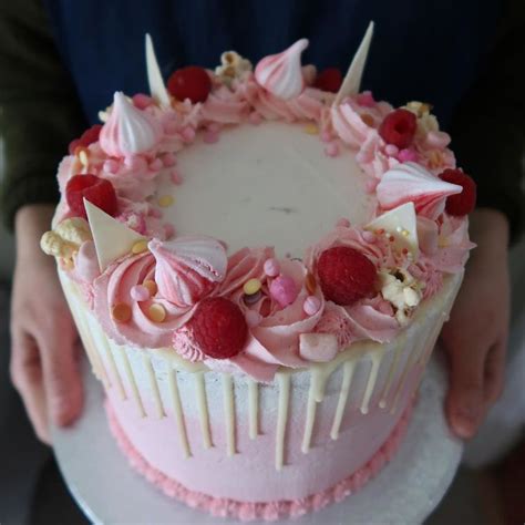 Relish Na Instagramie „pink Marbled Vanilla Cake With White Chocolate