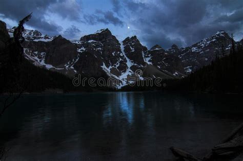 Moraine Lake At Night Stock Image Image Of Blute Ocean 248063333