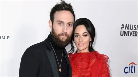 Kacey Musgraves And Ruston Kelly File For Divorce After 2 Years Of Marriage Iheart