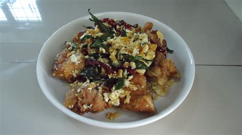 Dalam kuali yang lain, panaskan mentega. Zara ♥ Baking: AYAM BUTTER TELUR MASIN...