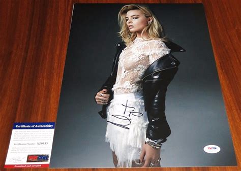 Sexy Margot Robbie Signed 11x14 Harley Quinn Suicide Squad Psadna Certified Movie Photos At