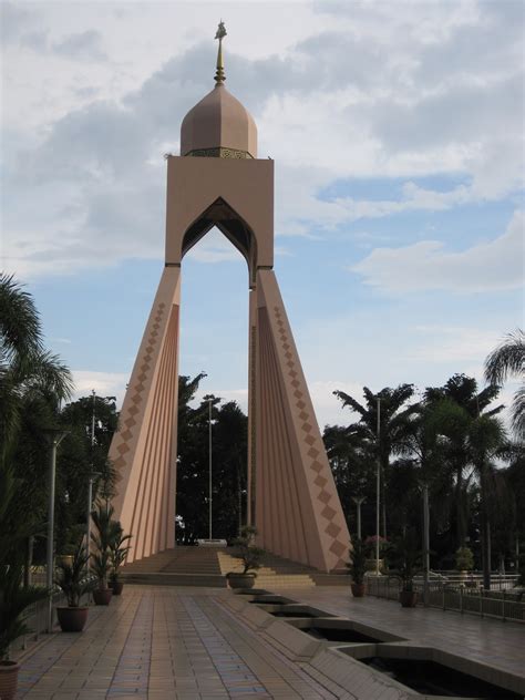 Arahan mendaftar syarikat dengan upen selangor. Pretty Simply Normal: Landmarks of Selangor: State Memorial