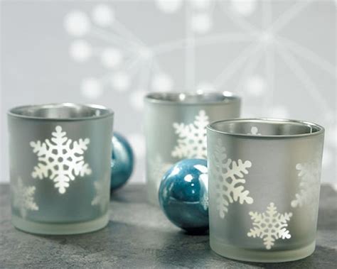 Light Up Your Wedding Reception Tables With Cute Snowflake Tea Light