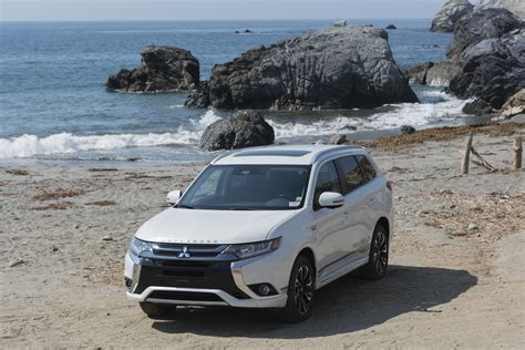 Mitsubishi Outlander Phev Offers The Best Of Both Worlds With Ev