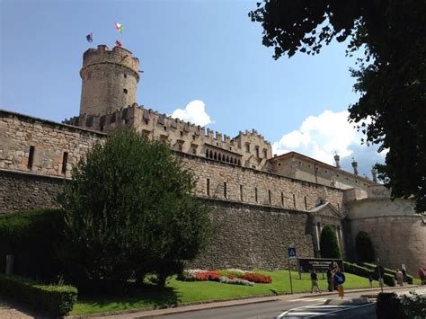 Castello Del Buonconsiglio Trento Trentino Alto Adige 46°04′00″n 11