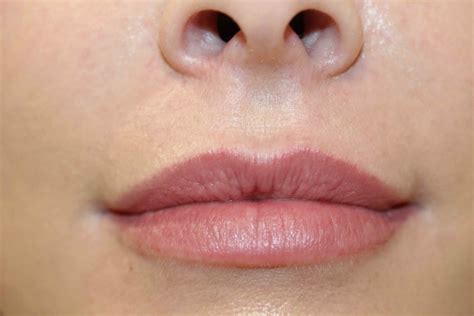 Permanent Lip Liner To Make Lips Look Bigger Lipstutorial Org