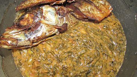 Congolese Food Fumbwa Spinach Stew Na Dongo Dongo Okra Youtube