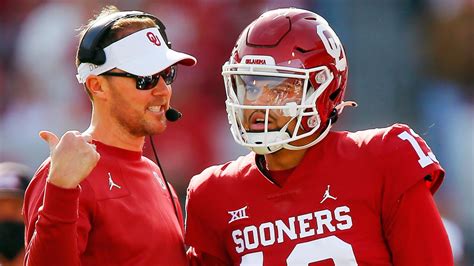 College Football News 2021 Lincoln Riley New Coach Of Usc Leaves