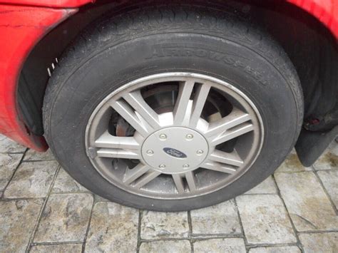 Ford Fiesta 14 Inch Alloy Wheels And Tyres X 4 From 2002 Fiesta In