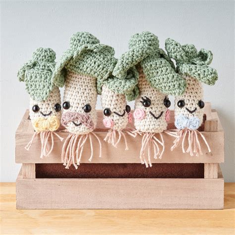 How To Crochet Amigurumi Leeks Hobbycraft
