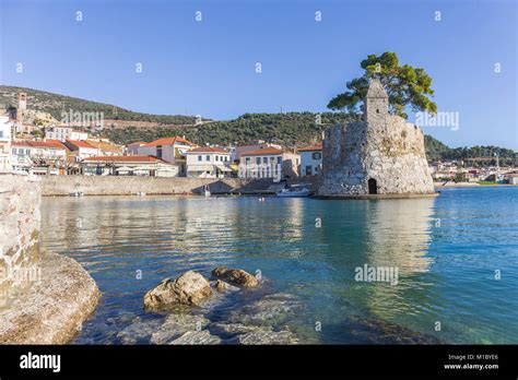 Seashore Fortress Of Nafpaktos Greece Stock Photo Alamy