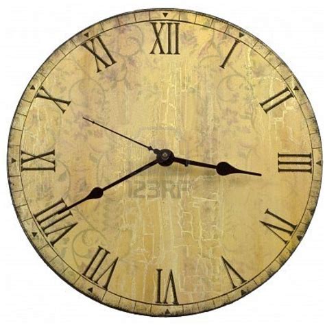 Contar con un modelo de relojes de pared de cocina es positivamente valorado pues te da facilidad para distribuir mejor el tiempo con el que cuentas. PZ C: reloj