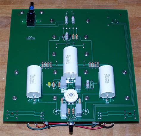 The 12au7 is usually operated at plate voltages of over 120 volts, but fortunately it can be operated at lower voltages with decent results. Best Diy Tube Headphone Amplifier | Headphone amplifiers ...
