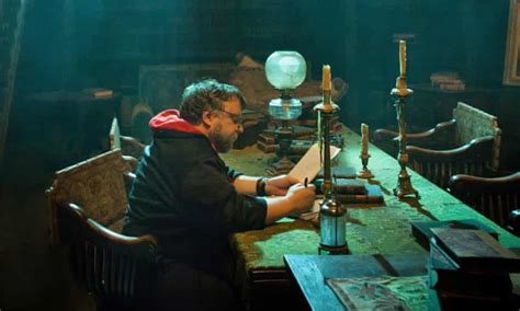 Guillermo Del Toro ‘i Try To Tell You A Story With Eye Protein Not