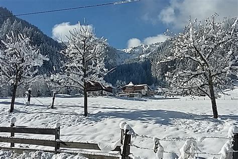 Klicken sie hier um mehr informationen zu dieser webseite zu erhalten. Ferienwohnungen Haus Lerch online buchen in Krimml
