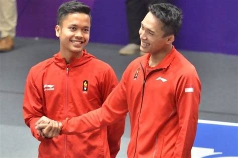Badminton is a very popular sport that originated in the mid 19th century in british india. Jonathan Christie Beats Anthony Ginting in All-Indonesian ...