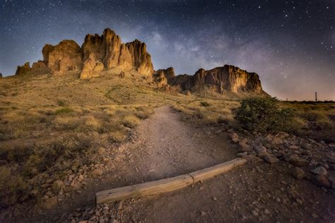 Expose Nature Our Milky Way Galaxy Rising Over The Superstitions