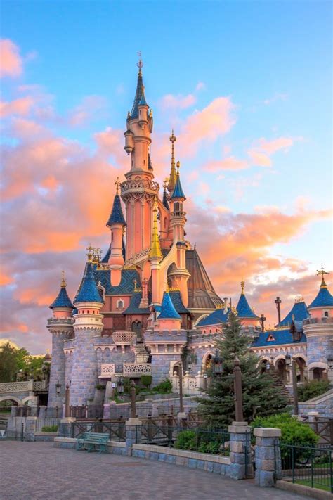 Disney Castle Aesthetic Disney Background Disney Wallpaper Disney