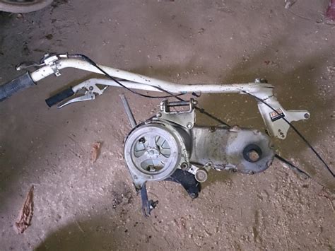 Tous les envois des commandes effectuées entre ces dates, seront honorées à partir du 2 janvier 2018. Pieces detachees motoculteur honda