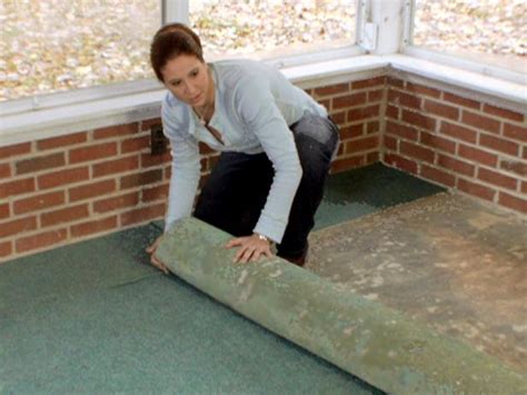 We can oversee the laid tiles while moving. How to Install a Heated Tile Floor | how-tos | DIY