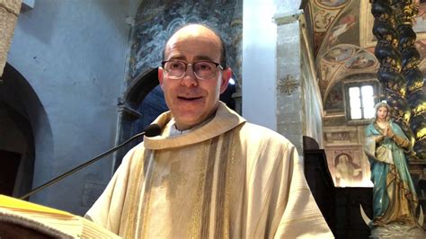 Sono un sacerdote della chiesa cattolica incardinato nella diocesi di latina. Senza la Messa non si può incontrare Gesù... - YouTube