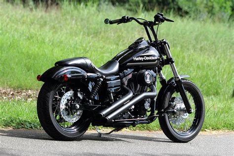 Check out our current harley motorcycles, info on upcoming events, & browse motorcycle parts and apparel. Harley-Davidson Harley-Davidson Dyna Street Bob Dark ...