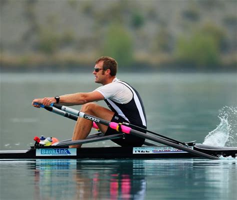 Janousek racing boats ltd ning britaniyada joylashgan ishlab chiqaruvchisi eshkak eshish qayiqlar / poyga chig'anoqlari tomonidan 1981 yilda tashkil etilgan bohumil yanushek. Rowing: Star-studded field in glamour sculls at Twizel ...