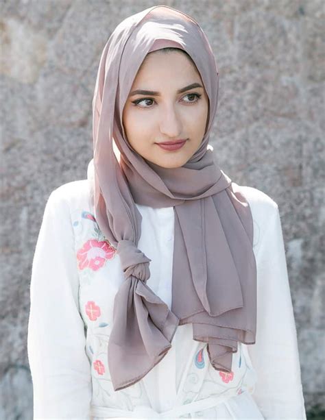 Model Hijab Scarf Panjang Thegorbalsla