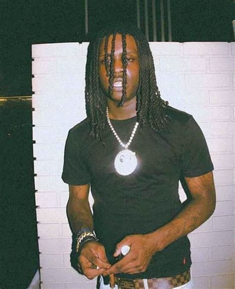 Chief Keef Wearing The Glo Scrolller