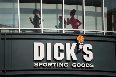 Dicks Sporting Goods To Stop Selling Guns At 440 More Stores As Its Stock Rises Patriot Gun News