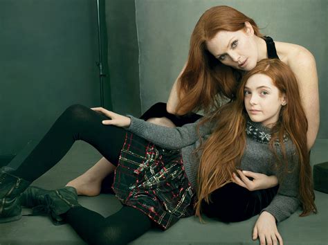 Julianne Moore Poses With Daughter In Vogues Salute To Redheads