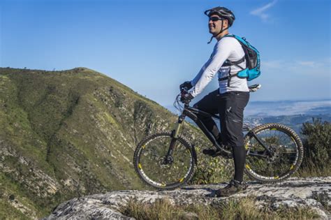 11 Must Have Mountain Bike Gear And Clothes