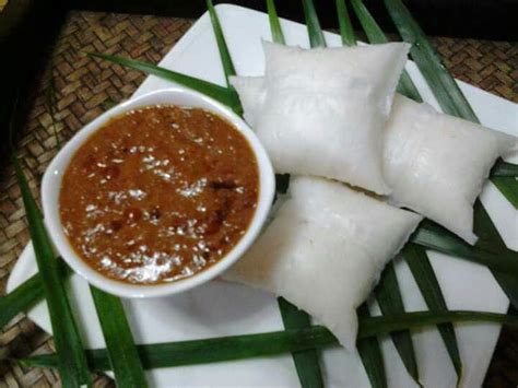 Nasi impit (also spelt as nasi impit) is a traditional compressed rice or capsule rice from malaysia or indonesia. resepi nasi impit kuah kacang noxxa - Miza Talib