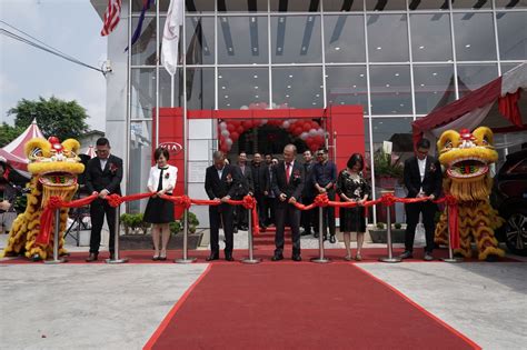 Bangunan kwsp johor bahru, johor bahru. TopGear | New Kia 3S Centre opens in Johor Bahru