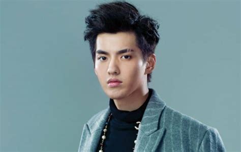 He is a solo artist who has starred in no. Kris Wu Bio, Wiki, Net Worth, Dating, Girlfriend, Age, Height