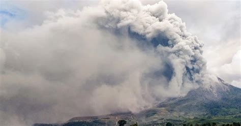 Gunung Sinabung Meletus Berita Harian