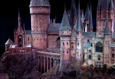Harry Potter 4 Reasons Hogwarts Would Be Shut Down Immediately In Real