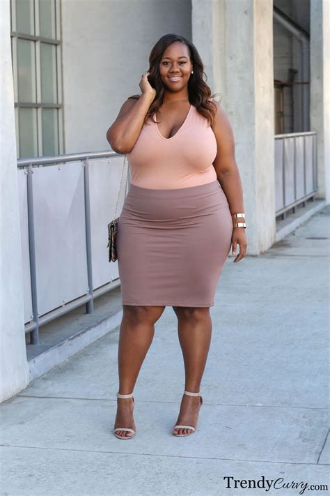 Trendy Curvy Plus Size Fashion Style Blog Black Women Fashion